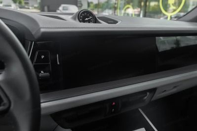 Porsche Cayenne Coupe E-Hybrid Black Edition