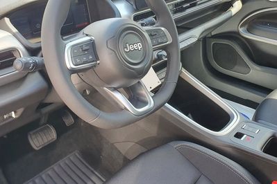 Jeep Avenger Altitude 1.2 e-Hybrid T3
