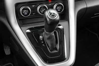 Mercedes T klasa T180d Progressive AT