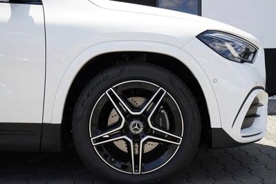 Mercedes GLA 200 AMG Line