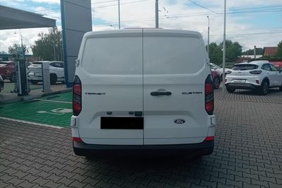 Ford Transit Custom 320 L2H1 Trend A8