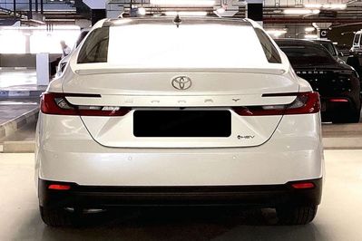 Toyota Camry Comfort 2.5 Hybrid Dynamic Force