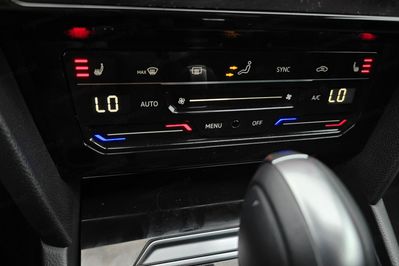 Volkswagen Arteon 2.0 TDI R-Line DSG