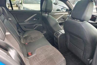 Opel Astra aut