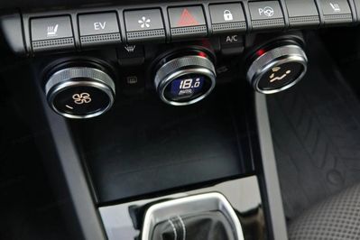 Renault Arkana 1.6 E-Tech Techno MMT