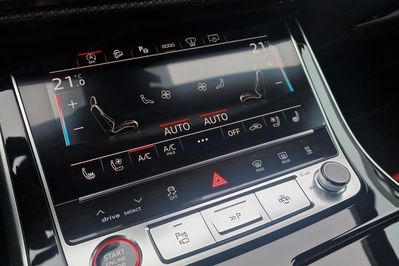 Audi Q7 SQ7 TDI quattro Tiptr.