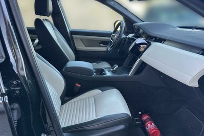 Land Rover Discovery Sport AWD Auto Dynamic