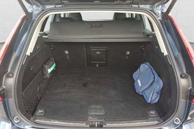 Volvo XC60 B4 B Momentum Pro