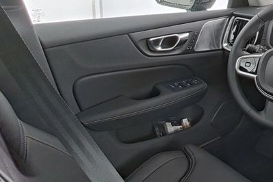 Volvo V60 B4 B Ultra Dark aut