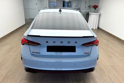 Skoda Octavia RS 2.0 TSI DSG