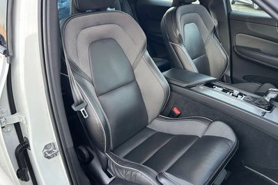 Volvo XC60 D4 R-Design aut