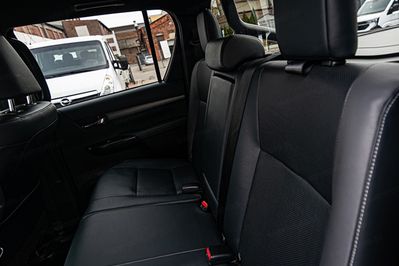 Toyota HiLux Double Cab Invincible