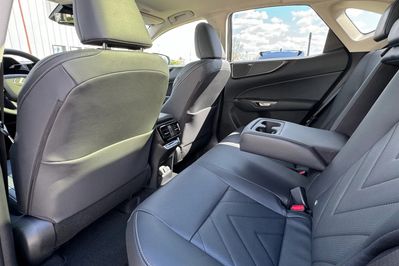 Lexus NX 350h Omotenashi 2.5 Hybrid AWD