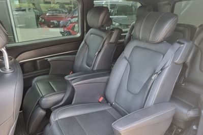 Mercedes V Klasa 300 d 4-Matic Exclusive 9G-Tronic (długi)
