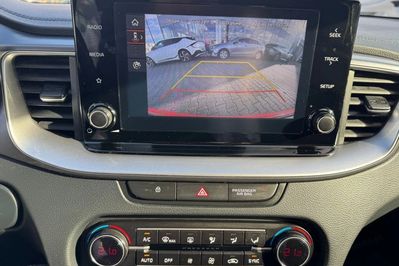 Kia Ceed 1.5 T-GDI M