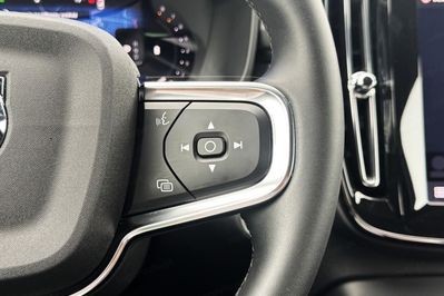 Volvo XC40 B3 Plus Dark