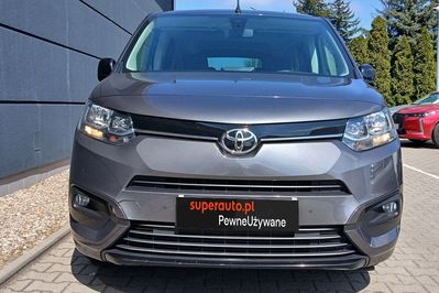 Toyota Proace City Verso D-4T Family
