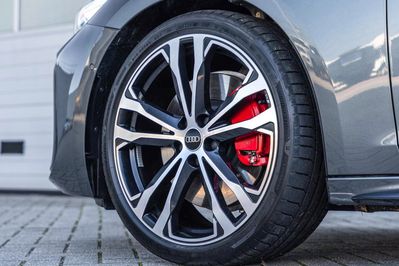 Audi A5 e-Hybrid quattro Avant