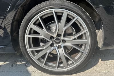 Audi A4 35 TFSI S Line