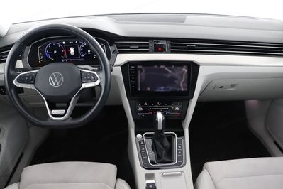 Volkswagen Passat 2.0 TDI Elegance DSG