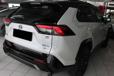 Toyota RAV4 GR Sport 2.5 Hybrid Dynamic Force