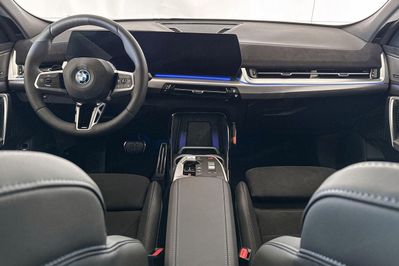 BMW iX2 eDrive20 M Sport