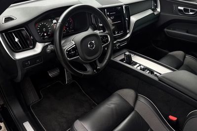 Volvo XC60 B5 B AWD R-Design aut