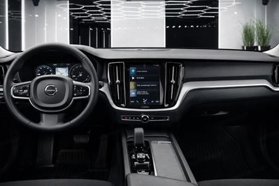 Volvo V60 B4 B Momentum Pro