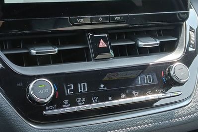 Toyota Corolla 1.8 Hybrid Style