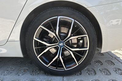 BMW Seria 5 530e xDrive M Sport