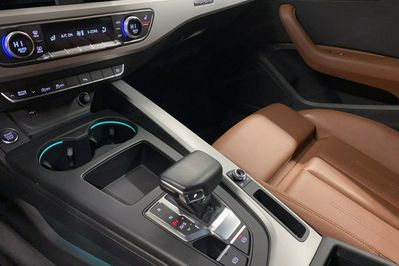 Audi A4 40 TFSI mHEV quattro S tronic