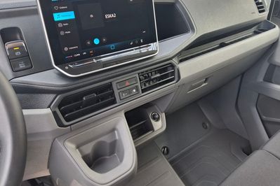 Volkswagen Crafter L4H3 8AT