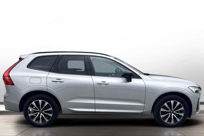 Volvo XC60 B5 B AWD Plus Dark aut
