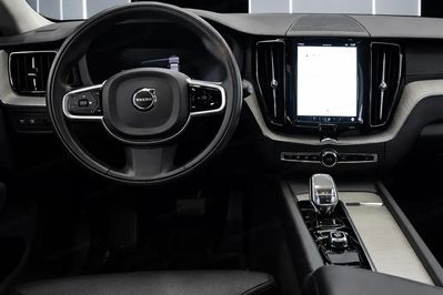 Volvo XC60 B5 B AWD Inscription aut