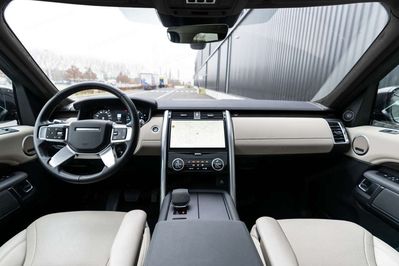 Land Rover Discovery D250