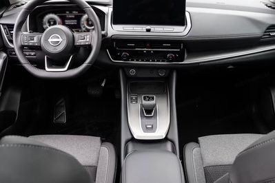 Nissan Qashqai N-Connecta Xtronic 1.3 DIG-T mHEV