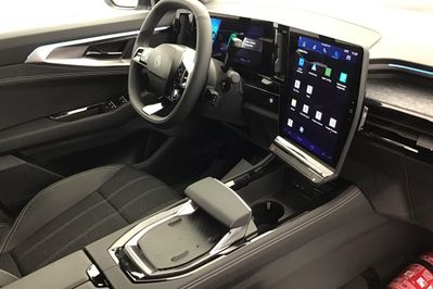 Renault Austral Techno 1.2 Hybrid AT