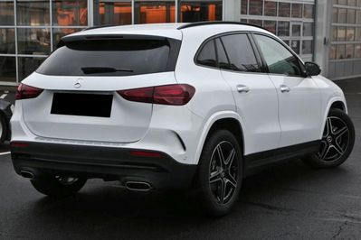 Mercedes GLA 200  AMG Line