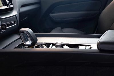 Volvo XC60 B5 B AWD Plus Dark