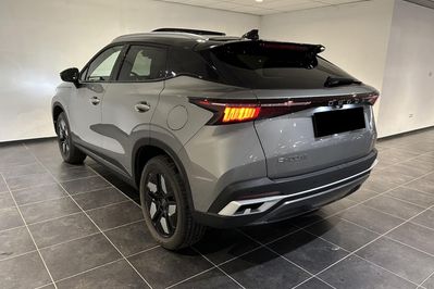 Omoda 5 1.5 T-GDI Hybrid Premium DHT