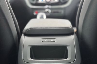 Volvo XC60 T6 Plug-In Hybrid AWD Plus Dark aut