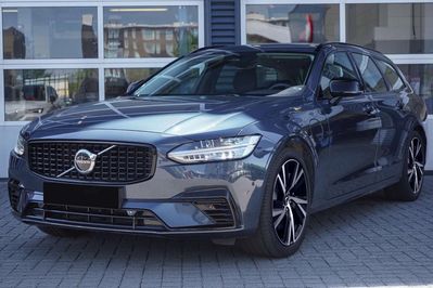 Volvo V90 T6 AWD Plug-In Hybrid Plus Dark
