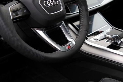 Audi Q7 50 TDI quattro S Line