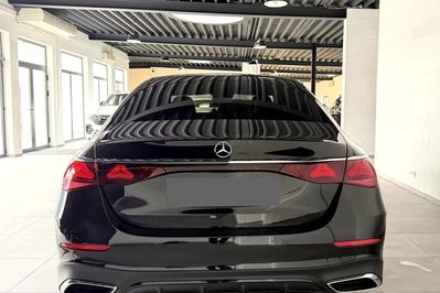 Mercedes E Klasa 220 d 4-Matic AMG