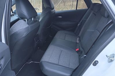 Toyota Corolla 1.8 Hybrid Style