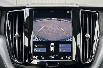 Volvo XC60 B5 D AWD Momentum Pro