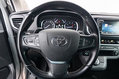 Toyota Proace Verso Long L2H1 AT