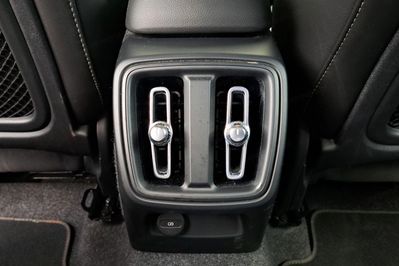Volvo XC40 B3 Core