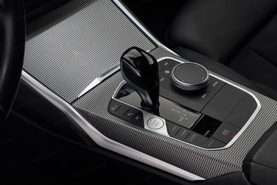 BMW Seria 3 330e xDrive M Sport sport-aut