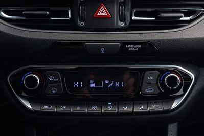Hyundai i30 1.0 T-GDI Smart DCT